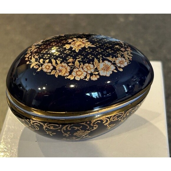 LIMOGES CASTEL‎ Cobalt Blue Easter Egg Trinket Box  22 k Gold - Picture 11 of 14
